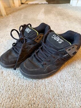 DVS Black Men's Skate Sneakers with Neon Accent